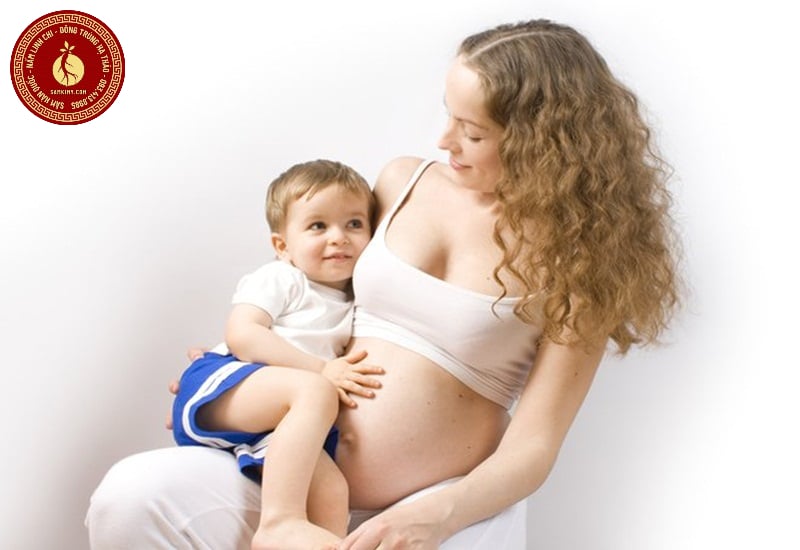 Huyet-ap-cao-co-uong-duoc-tinh-dau-thong-do -khong