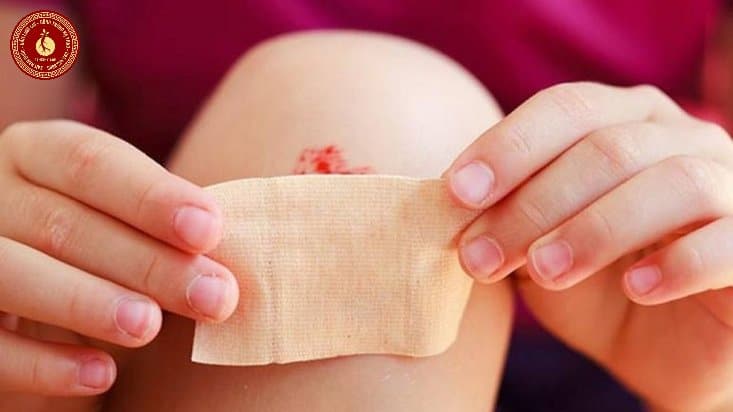 ai không nên uống đông trùng hạ thảo
